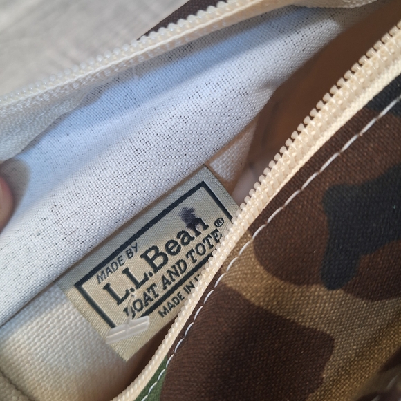 L.L. Bean Camouflage Mini Tote Bag - Picture 5 of 5